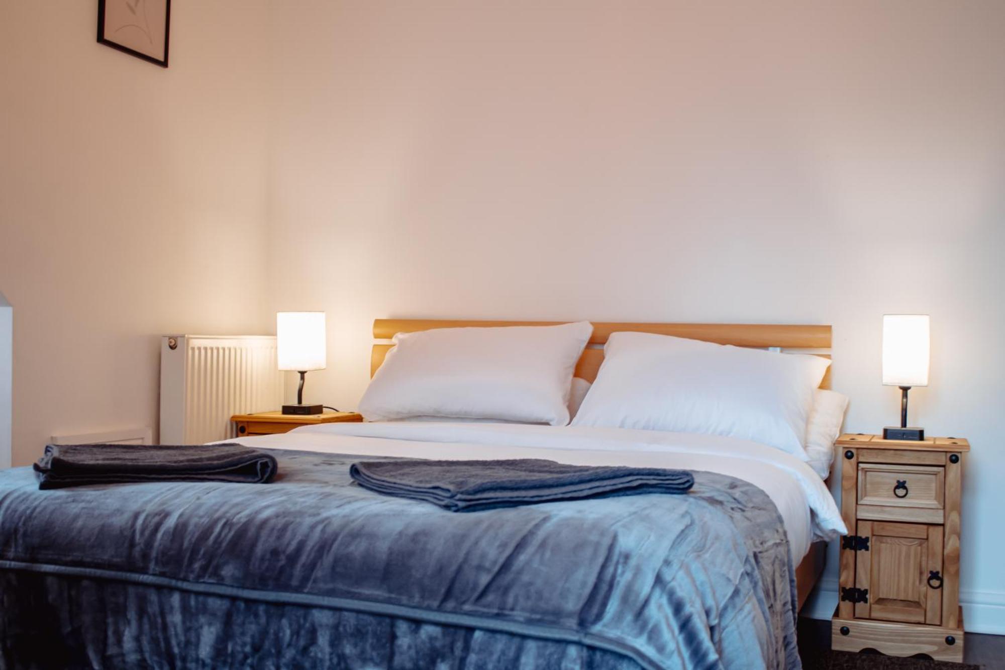 Spacious Flat With Free Parking Apartman Harrogate Kültér fotó